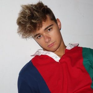 Meet your Posher, Hunter